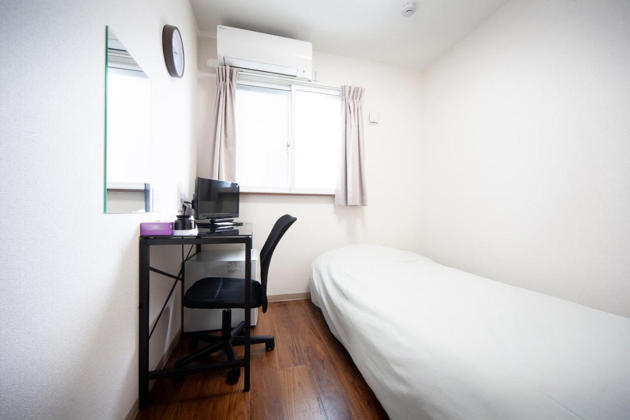 Hotel Chuo Crown Osaka Bagian luar foto